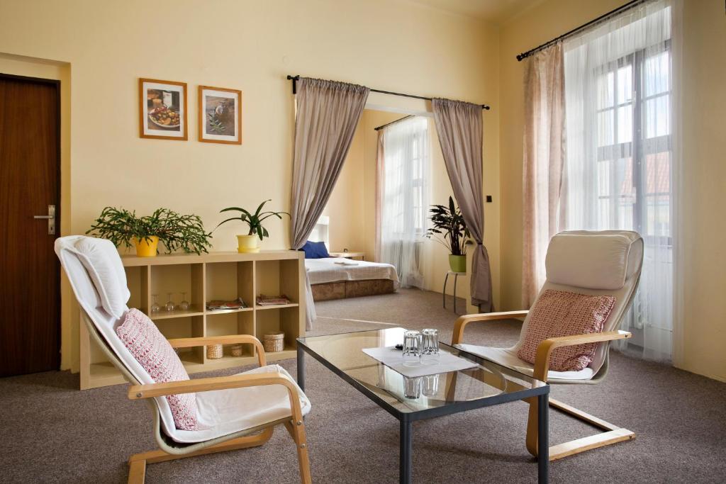Penzion A Restaurace Modra Ruze Tabor Room photo